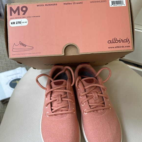 Allbirds 9 BRAND NEW Wool Runners in Malibu(cream) 🤩 - Picture 10 of 15